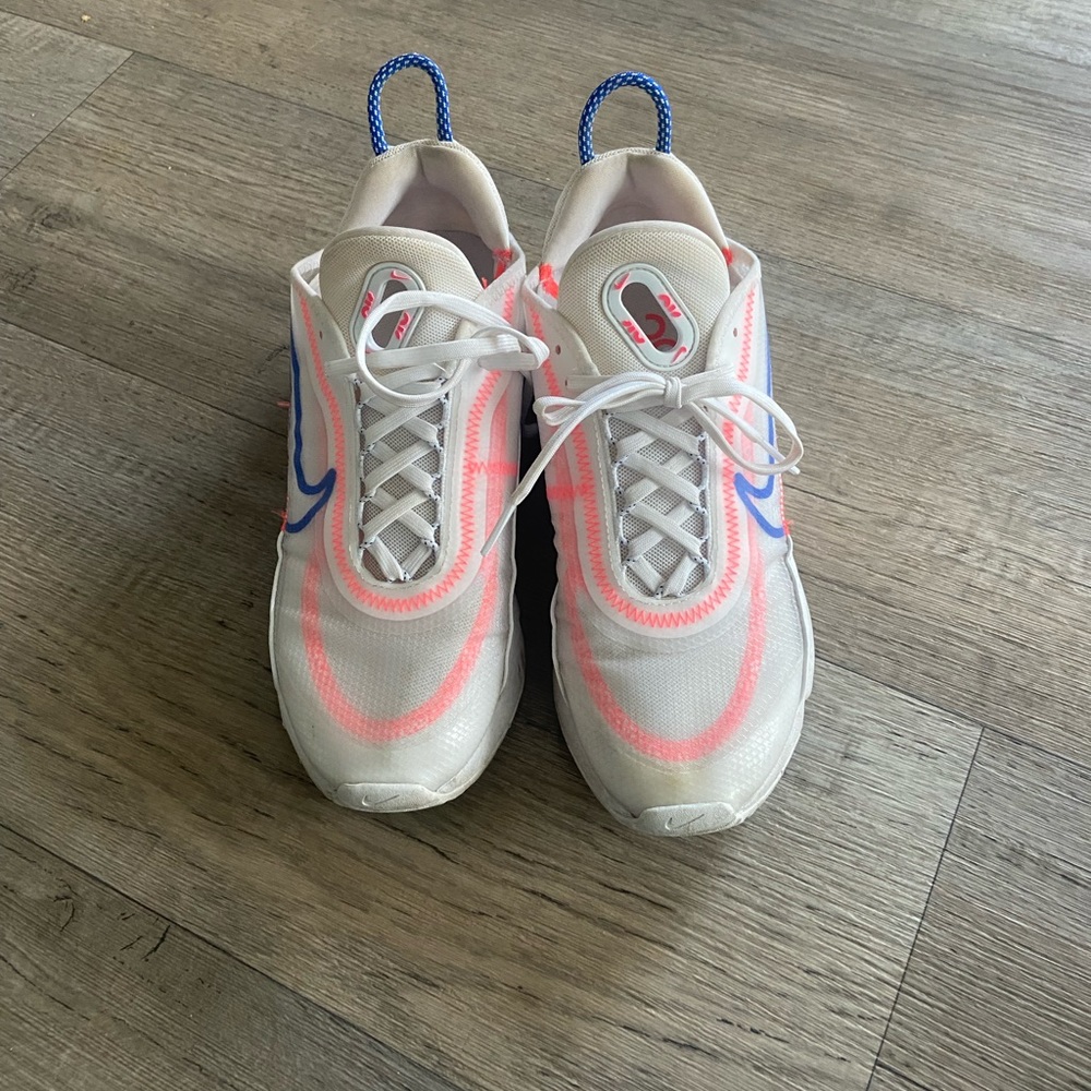 Nike Air Max 2090 women’s size 8.5